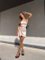 Vestido Uno Dourado na internet
