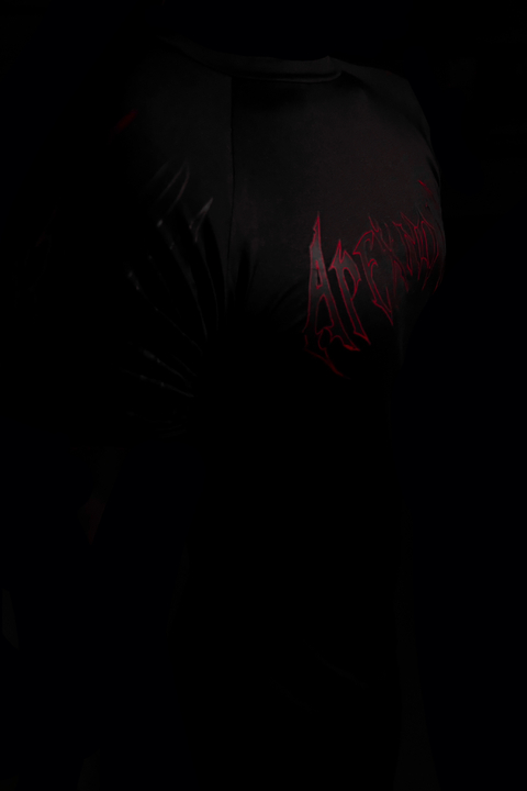 CAMISA DE COMPRESSÃO VOID OF THE SHADOW ( PRETO E VERMELHO ) - buy online