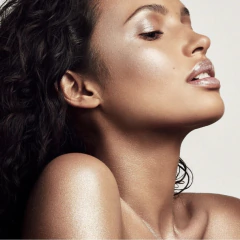 FENTY BEAUTY BY RIHANNA- Diamond Bomb All-Over Diamond Veil - comprar online