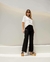 Calça Pantalona Bolsos - comprar online