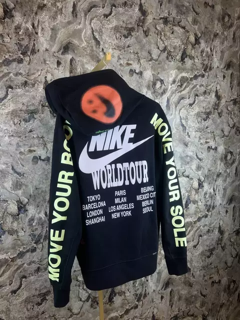 Moletom Nike World Preta (DETALHE NA ÚLTIMA FOTO!)
