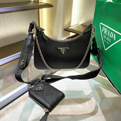 CARTERA+MINI POCKET PRADA en internet