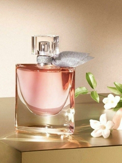 PERFUME LA VI EST BELLE DE LANCOME Para mujer 100 ml + atomizador de regalo en internet