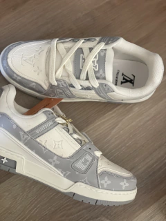 COMBO IMPERDIBLE! ZAPATILLA LOUIS VUITTON + GORRA DE REGALO ¡SUPER OFERTA!