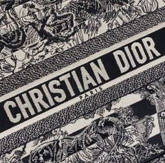 Bolso Tote Christian Dior en internet