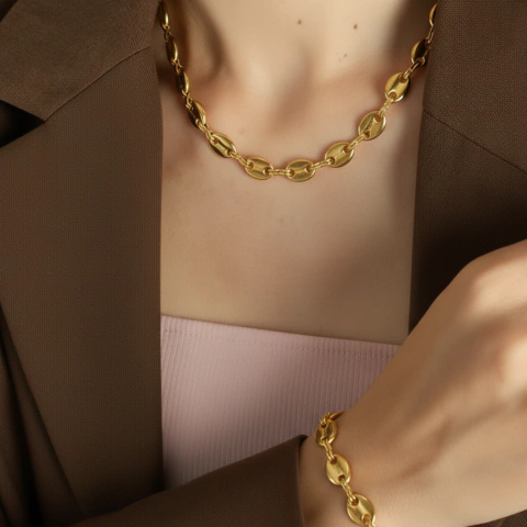 COLLAR SELENA GOLD - comprar online