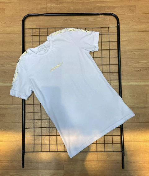 CAMISETA VOIGHT OM-PU