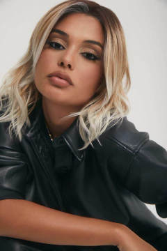 Image of Dazzling Wavez