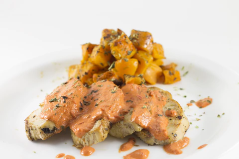 Supremitas con salsa de morrones asados y calabaza asada a la crema de tomillo - comprar online