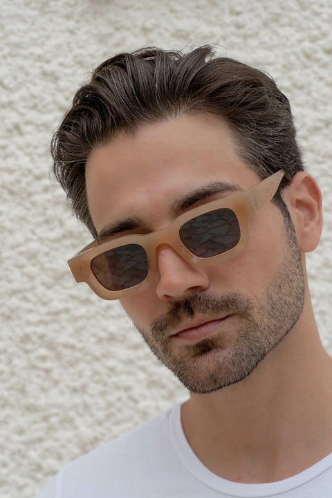 Óculos de Sol Polaris Bege Lente Escura - comprar online