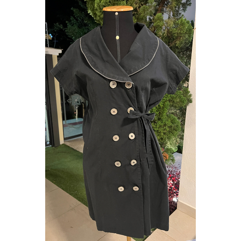 Vestido preto botões PIANETA TAM 46