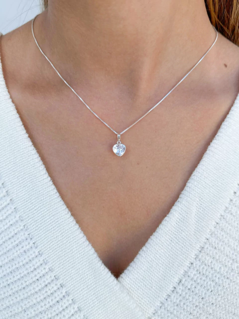 COLAR CORAÇÃO PONTO DE LUZ GRANDE - comprar online