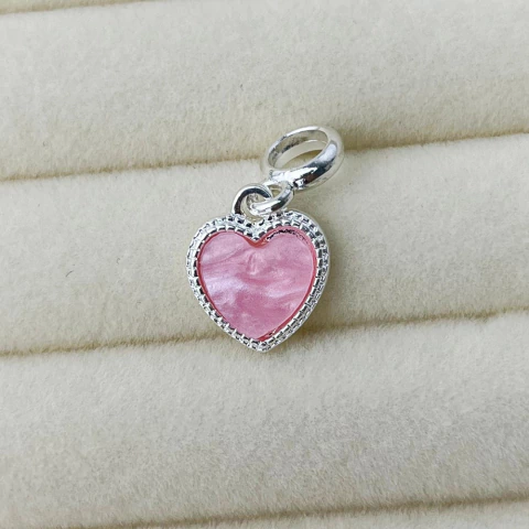 BERLOQUE CORAÇÃO MADREPÉROLA ROSA - comprar online