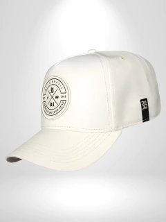 BONÉ SNAPBACK ZERO UM OFF WHITE - Est. 2015