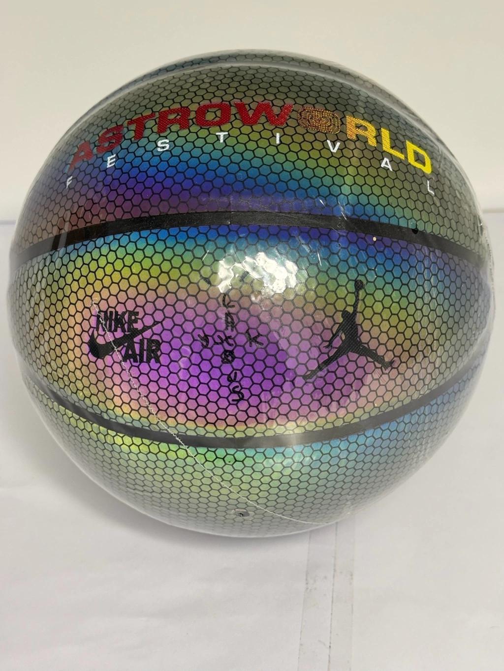 Pelota Nike Air Jordan x Travis Scott Negro/iridiscente 29.5”