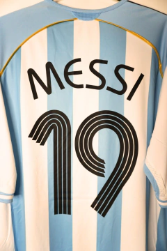 Camiseta Adidas Reedición Argentina 2006 Títular Messi (19) - Buenos Dealz 