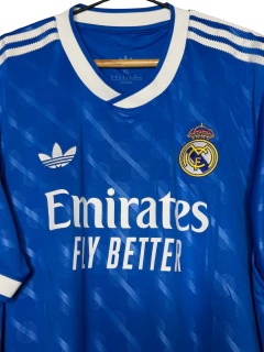 Camiseta Adidas Tercera Real Madrid en internet
