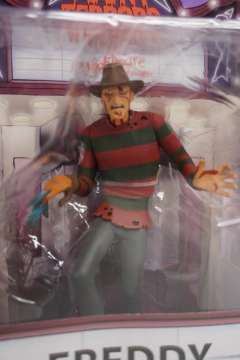 Figura Neca Toony Terrors Freddy Krueger en internet