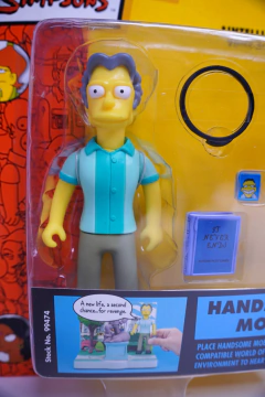Figura Playmates x The Simpsons World Of Springfield Handsome Moe - comprar online