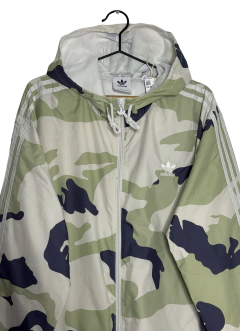 Rompevientos Adidas Originals Light Camo en internet