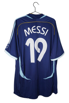 Camiseta Adidas Reedición Argentina 2006 Alternativa Messi (19) - comprar online