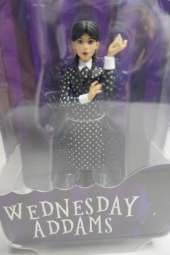 Figura Neca Toony Terrors Merlina Addams en internet