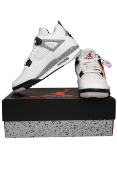 Jordan 4 Retro White Cement - comprar online