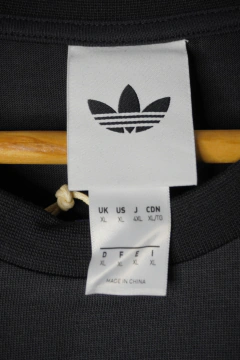 Imagen de Remera Manga Larga Adidas x Oasis Tour 3 Stripes