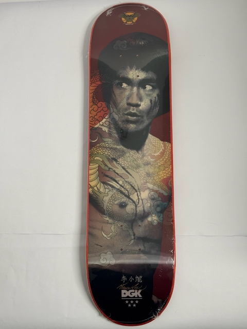 Tabla Skate DGK Property Of Bruce Lee - Roja 8.0”