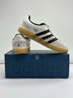 Adidas Gazelle Indoor Bad Bunny en internet