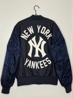 Campera Bomber Alpha Industries x New York Yankees - comprar online