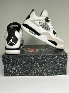 Jordan 4 Retro Military Black - tienda online