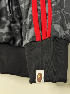 Campera Adidas x Bape Camo Negro