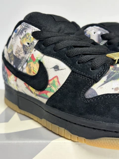 Nike Dunk SB Low x Supreme Rammellzee