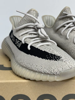 Adidas Yeezy Boost 350 v2 - comprar online