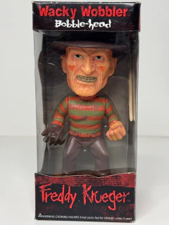 Figura Funko Wacky Wobbler Freddy Krueger
