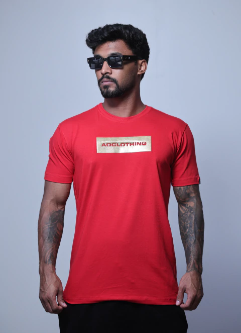 LONG VERMELHA FAIXA DOURADA #