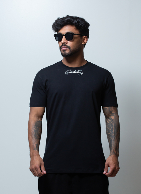 LONG PRETA AOCLOTHING PEITO ESCRITA
