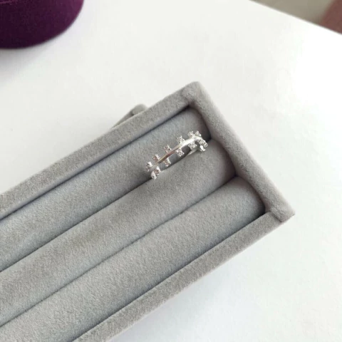 ANEL 17 ZIRCONIAS INTERCALADAS