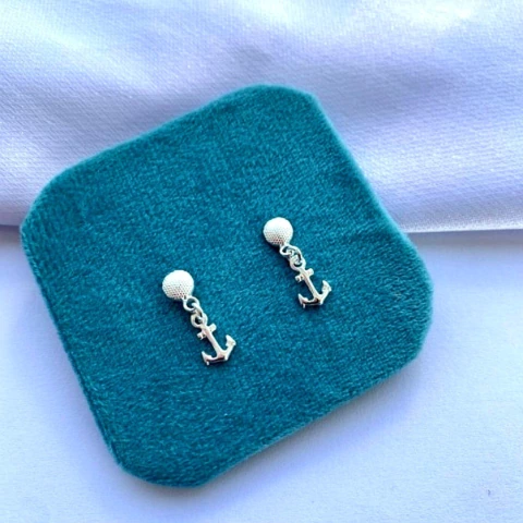 BRINCO ANCORA PENDURADA - comprar online