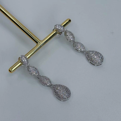 Brinco Elengate - Semi joia em Ouro 18k e Ródio Branco com Zircônias