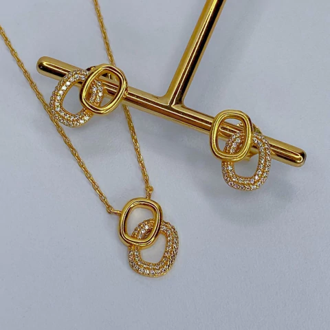 Conjunto Elos - Semi joia em Ouro 18k com Zircônias