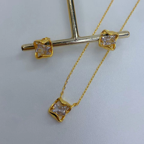 Conjunto Ponto de Luz - Semi joia em Ouro 18k com Zircônias