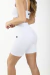 biker con frunce . Su tela suave con textura hace que su calce sea perfecto . 