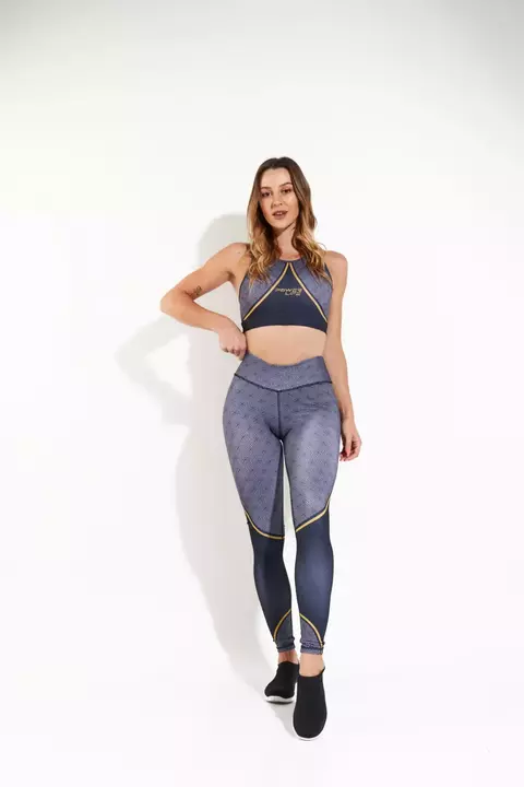 Calza deportiva para mujer con diseño sublimados exclusivos y estampa única. 
Ideal para el gimnasio. 
Calce perfecto y costuras reforzadas.
