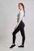Calza deportiva lisa para mujer en color negro ,  ideal para el gimnasio . calce perfecto y costuras reforzadas . 
