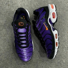 TÊNIS NIKE AIR MAX PLUS OG - ROXO/PRETO - comprar online