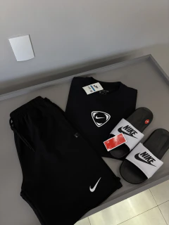 CAMISETA NIKE + BERMUDA NIKE ELASTANO- REF 567