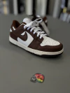 TÊNIS NIKE SB DUNK LOW - cor marrom - comprar online