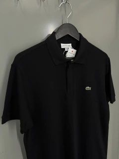 Polo Lacoste Clássico Modelo Exclusivo L.12.12 - PRETO - comprar online
